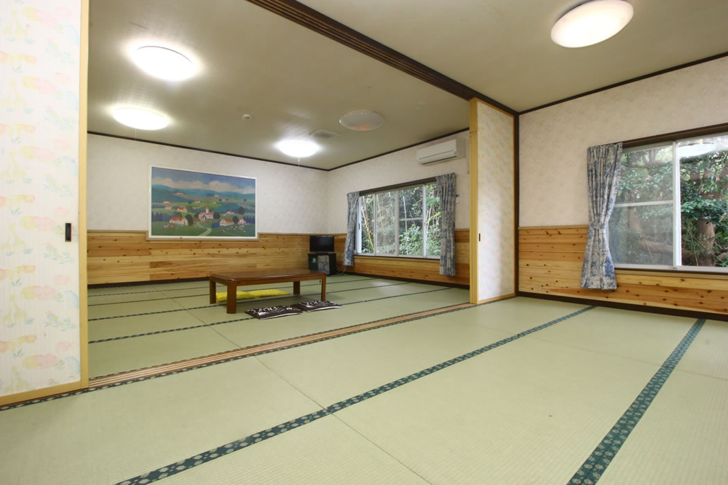 離れ小屋